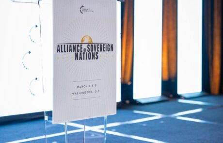 photo_5314264474338400424_y