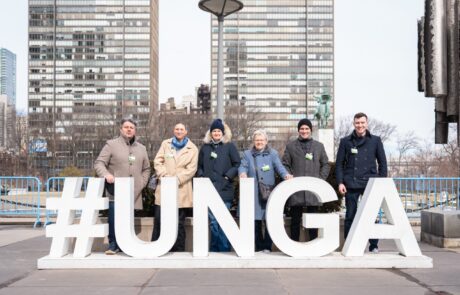 photo_5314264474338400438_y